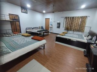 Alate Guest House - Bhor - 8