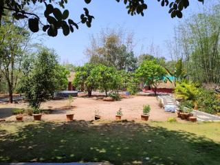 Alate Guest House - Bhor - 1