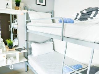 2 Bedrooms Corner Trefoil Shah AlamSpacious12pax - Shah Alam - 5