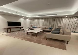 Bespoke Holiday Homes - Seaside Luxury 2BR in Address Residence, Fujairah - Fujairah - 2