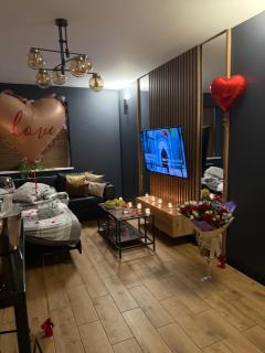 Apartament z prywatnym jacuzzi - bezpłatny parking - ogród - 1