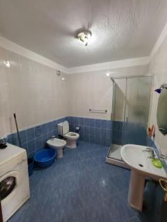 Free Parking & Wi-Fi, Big Apartment, Beach Center - Durazzo - 1