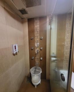 Hotel Maharana Inn Chembur - Mumbai - 1