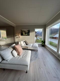 Beautiful Villa in Isfjorde - 2