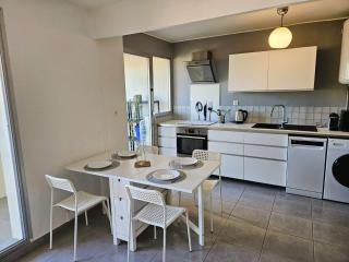Bel appartement 1 chambre, WIFI, vue mer, tout à pied - Saint-Mandrier-sur-Mer - 4