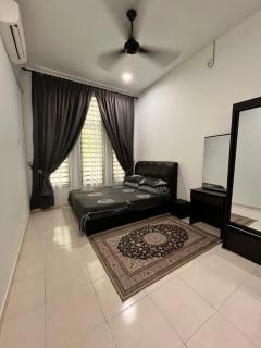 Kamelia Homestay - Kijal - 4