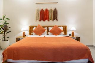 Exclusive Luxury Villa with Pool - Your Private Oasis Steps from the City Center! - Kerobokan - 5