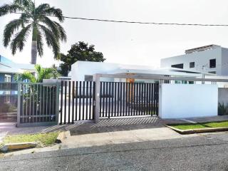 Villa Coco Private Pool 5 Min Walk to Beach - 3