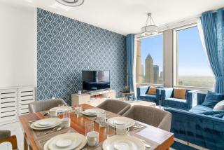 2BR Canal View Flat with Pool, Gym, 10 min Drive to Dubai Mall - 5