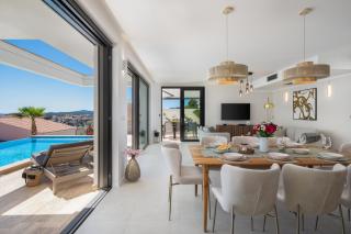Villa Maxime with Heated Pool - Trogir - 3