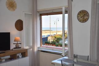 Mare e Relax 2 Melody Sea Front 10' da FCO Airport - Fiumicino - 7