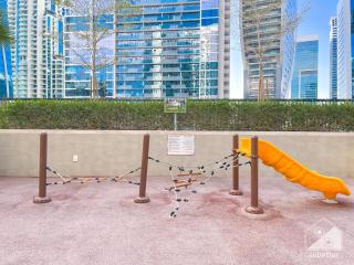 Elegant 1B With Stunning Views & Balcony in Business Bay - 1