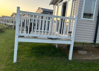 Lucys Pad - Hull - 9