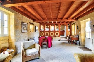 Maison en pierre au pied de La Vézère, pour 6 - 4