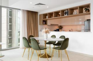 Stunning Luxury 4br Apt Burj View 10 mins to Mall - Dubai - 5