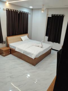 Hotel Pooja Inn Pandharpur - Pandharpur - 8