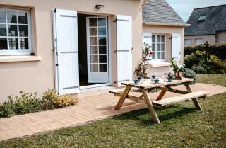 Maison pour 6 en bord de mer à Plouneour Trez - 0