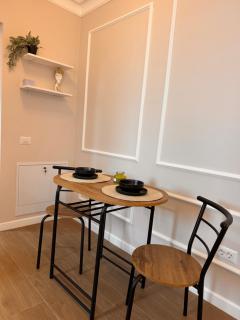 The Monarch Residential 6 - 1