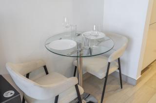 Dubai Studio - Trendy Interiors - City Views - 5