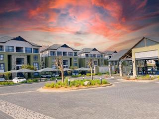 Family Elegant Smart Home - Midrand - 6