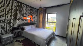 Family Elegant Smart Home - 2