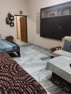 Gangotri Homestay - Prayagraj - 5