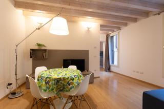 Yourbanflat Piazza dei Signori 1 - 2