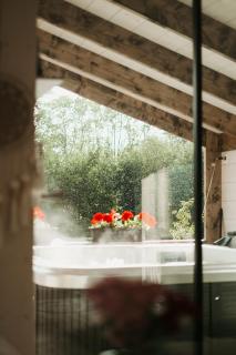 Romantic Getaway for 2 with Wellness / Bohemian Homes - - 6