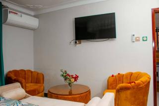 Golden Ark Resort Hotel - 2