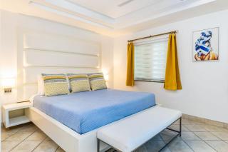 1 Bdrm Pool Garden View at The Yacht Club D3 - Providenciales - 9
