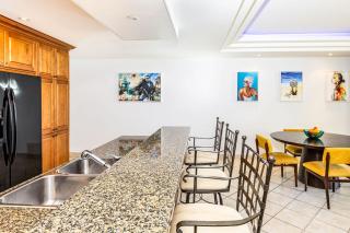 1 Bdrm Pool Garden View at The Yacht Club D3 - Providenciales - 2