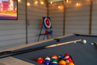 Game Barn, Cowboy Pool, 17ft Movie Screen - sleeps 10 - 4