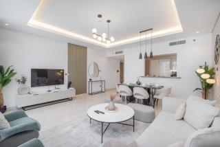 StayShort - 3 Bedroom Apartment in Sterling West with Full Burj Khalifa Views - 1