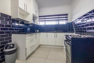 Safi Luxury Apartment 7 - East London - 3