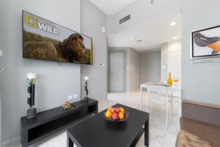 Arbab Homes Luxury 1BR-Canal View-Damac Zada Tower - Dubai - 7