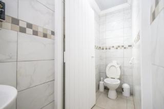 Safi 1 bedroom Suite 9 - East London - 6