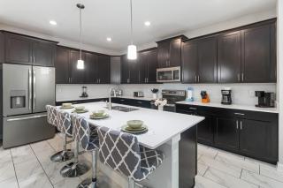 Storey Lake Resort, Private Pool, And Much More!! - 3