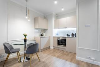 Urban Chic - Luxury Warsaw Stays -10 People- Mennica Residence - Varsovie - 6