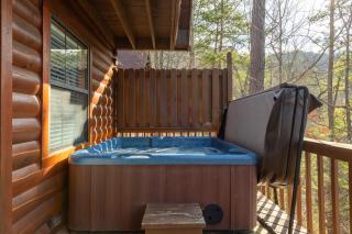 Bear Hideaway Cozy 3BR Cabin - Sevierville - 1