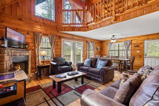 Bear Hideaway Cozy 3BR Cabin - Sevierville - 9