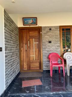 Green Moon Munnar Homestay - Anaviratty - 5