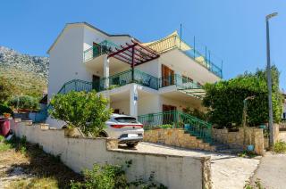 Apartments Josip - Ivan Dolac - 0