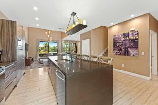 7564 Magic Village 3 suítes com jacuzzi a 6 minutos da Disney - 3