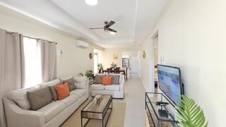 Sea La Vie Cozy 2-Bedroom Beachfront Escape - Lucea - 4