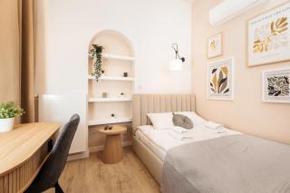 Felicjanek 15 - Central 3-Bedroom Apartment - by Upstairs - 7