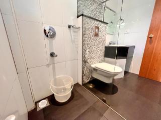 Pearl Grand Boutique Cottage in Omaxe Anandam Vrindavan - #premium AC rooms with balcony #big parking #lift #garden #peaceful area #near prem mandir #property of the year #most awarded - 2