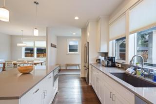 Hillside Haven - 2
