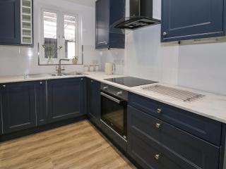 21 Taliesin Street - 8