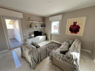 3 Bdr 100m from the Sea and Sea View and Terrace - Marina di Pietrasanta - 6