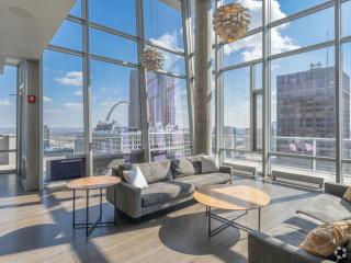 Towers 2103 I Luxury I Stunning Views! - Saint Louis - 5